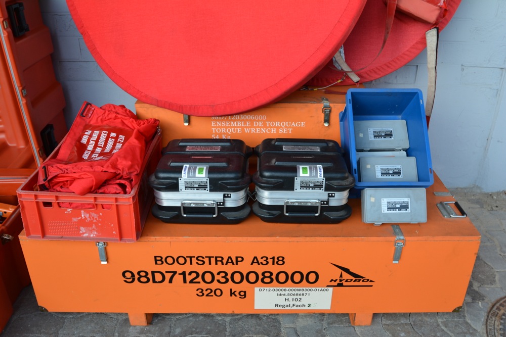 NOS PRATT & WHITNEY PW6000 ENGINE TOOL KIT - Image 3